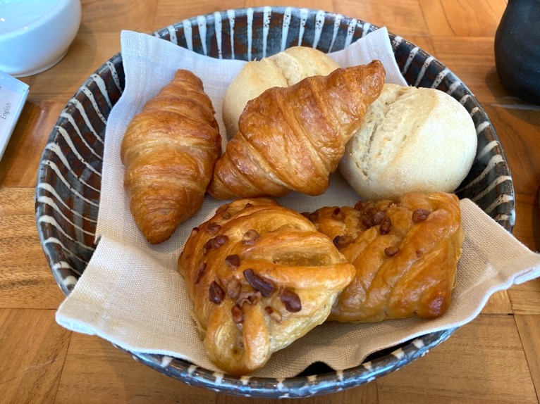 アンダーズ東京の朝食：パン