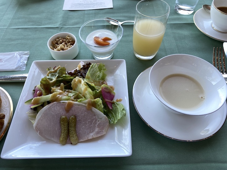 ザ・プリンス軽井沢の朝食：サラダ＆スープ
