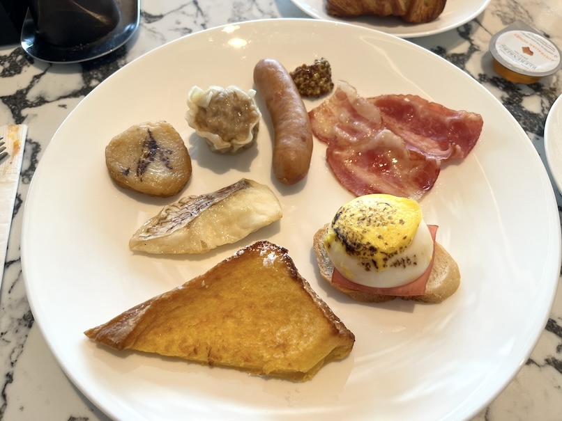 シェラトン鹿児島の朝食：実食（ホットミール）