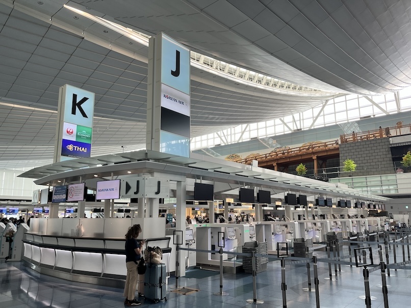 空港サービス「優先チェックイン」：羽田空港