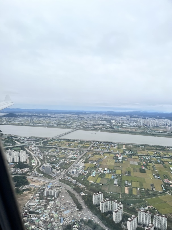 大韓航空ビジネスクラス：金浦に到着（窓からの風景）